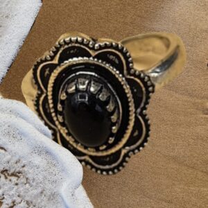 Ring met steentje