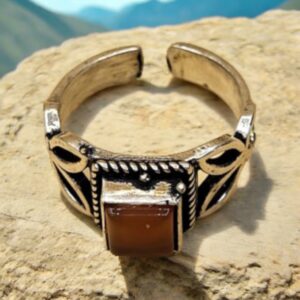 Ring met steentje
