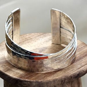 Open armband verzilverd