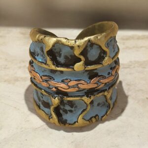 Gekleurde patina ring