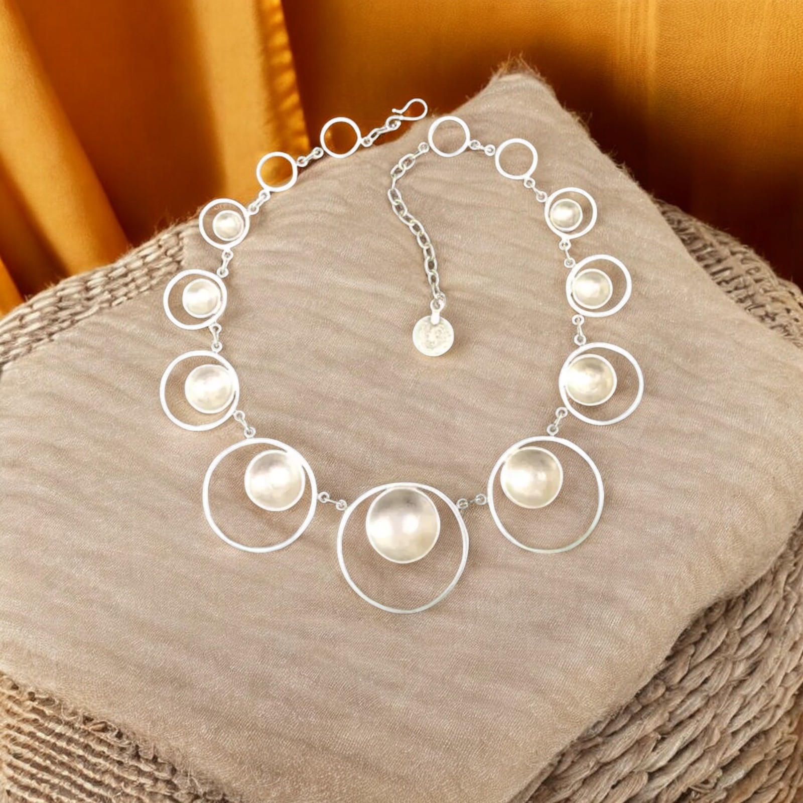 Tinnen verzilverde halsketting