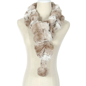 Zachte beig/ witte fluffy sjaal met pompom