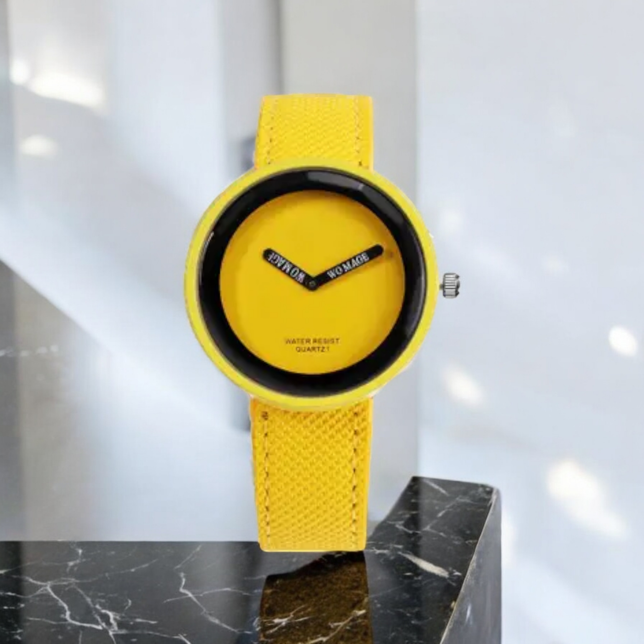 Modieus polshorloge met PU lederen armband voor dames, kleur geel