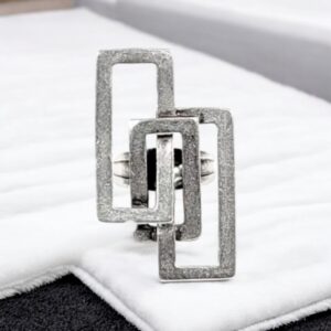 Handgemaakte tinnen ring